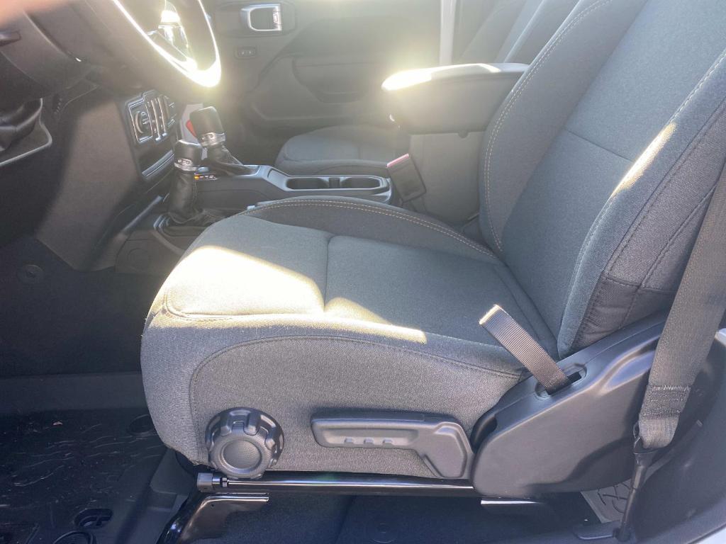 new 2026 Jeep Wrangler car, priced at $36,348