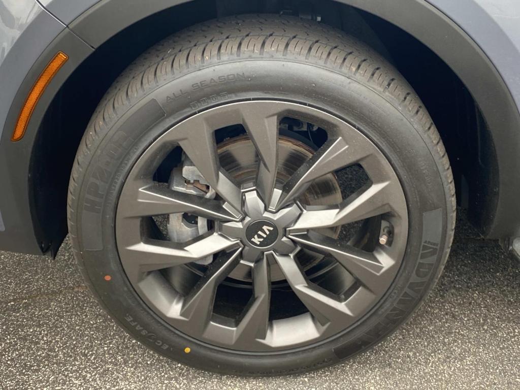 used 2021 Kia Sorento car, priced at $27,386