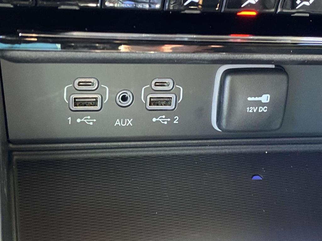 new 2025 Jeep Grand Cherokee car, priced at $39,028