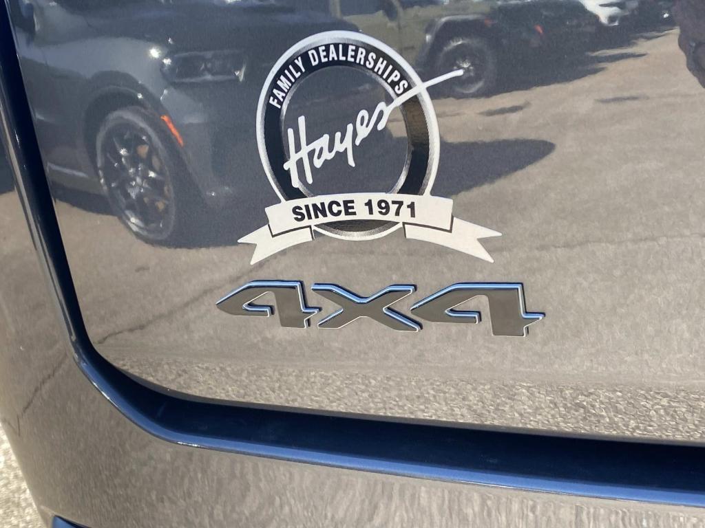 new 2026 Jeep Grand Wagoneer car, priced at $80,223