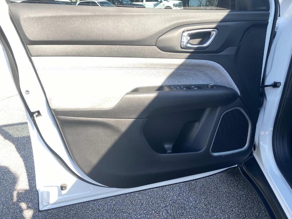 used 2022 Jeep Compass car, priced at $20,074