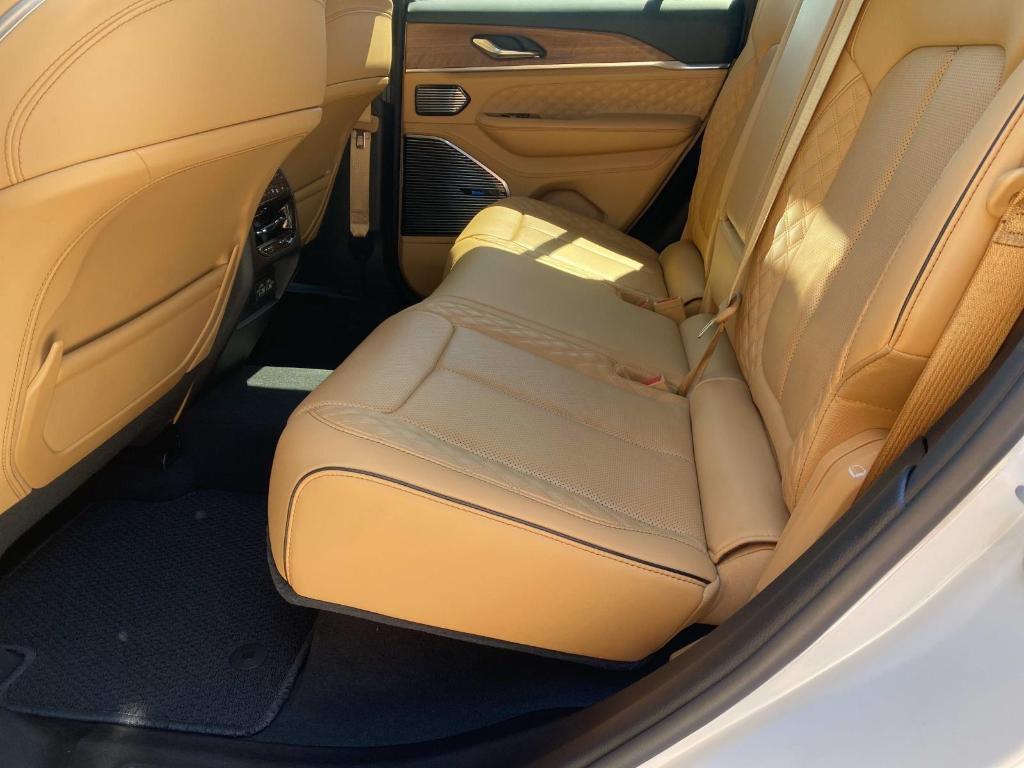 used 2024 Jeep Grand Cherokee car, priced at $46,491