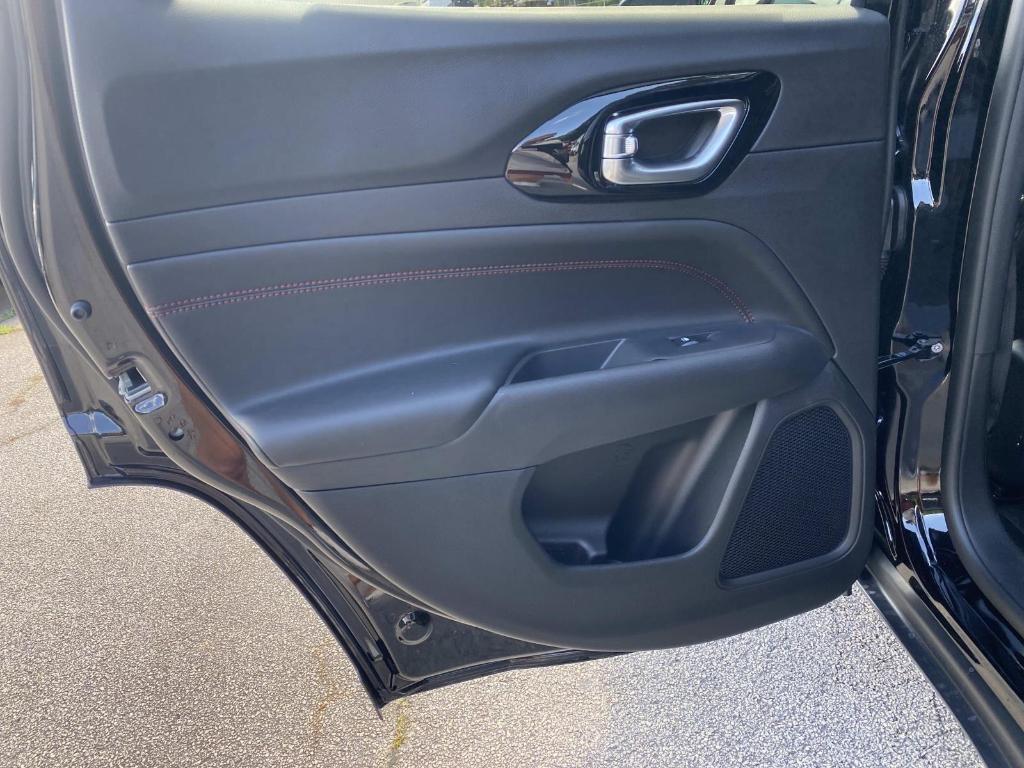 new 2026 Jeep Compass car, priced at $33,543
