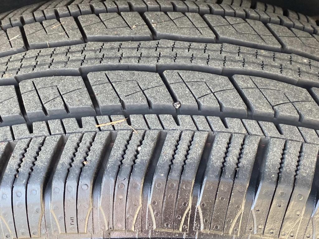 used 2024 Chevrolet Silverado 1500 car, priced at $34,786