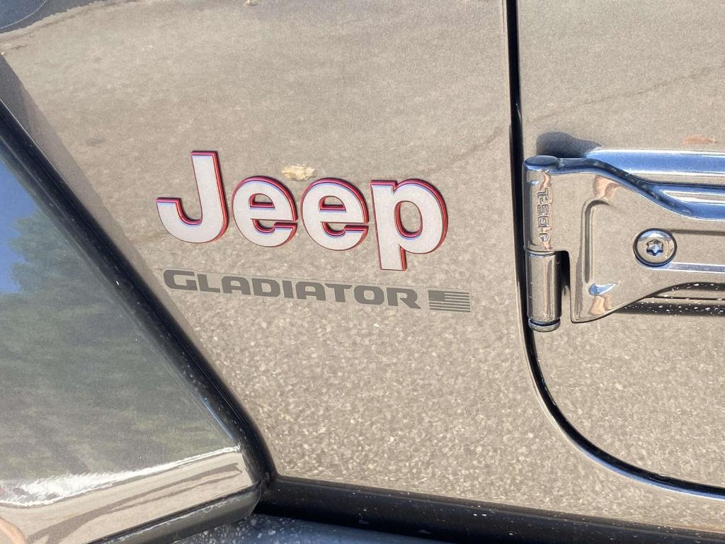 new 2025 Jeep Gladiator car, priced at $54,138