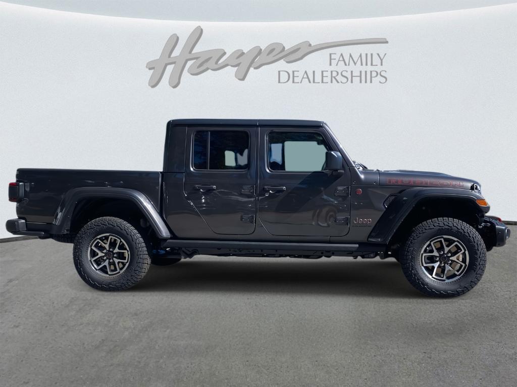 new 2025 Jeep Gladiator car, priced at $54,138