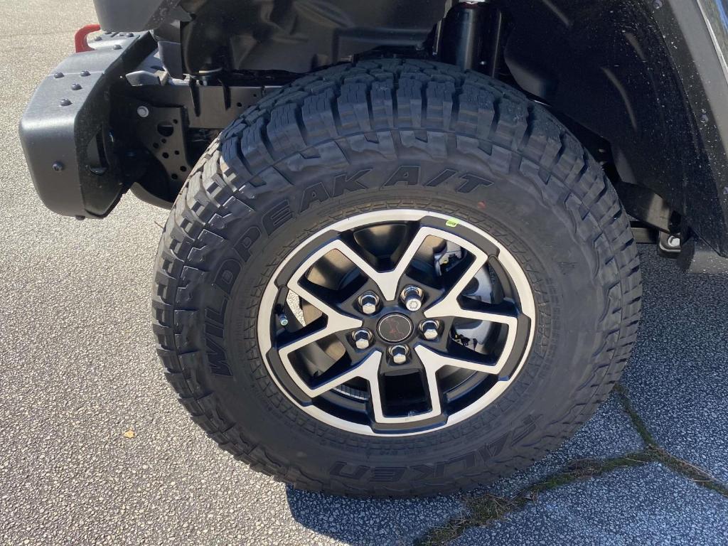 new 2025 Jeep Gladiator car, priced at $54,138