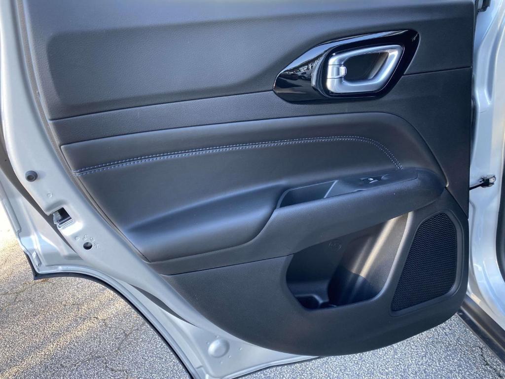 new 2026 Jeep Compass car, priced at $30,473