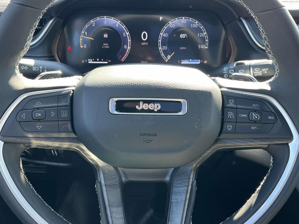 new 2025 Jeep Grand Cherokee L car, priced at $53,173