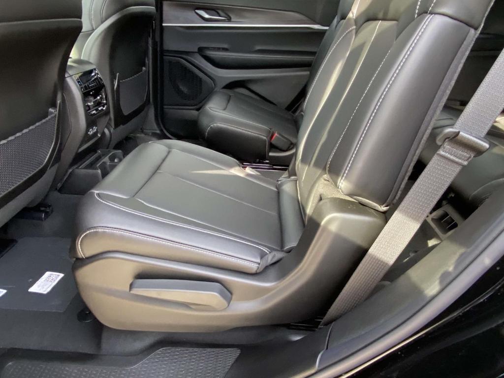 new 2025 Jeep Grand Cherokee L car, priced at $51,898