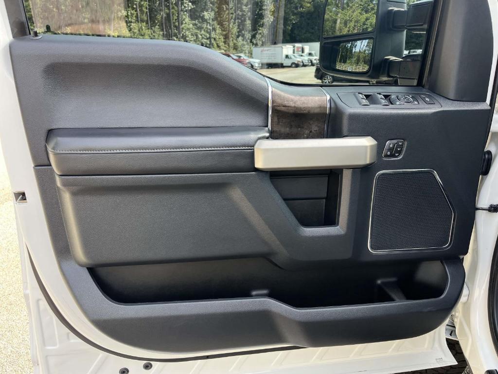 used 2022 Ford F-250 car, priced at $55,298