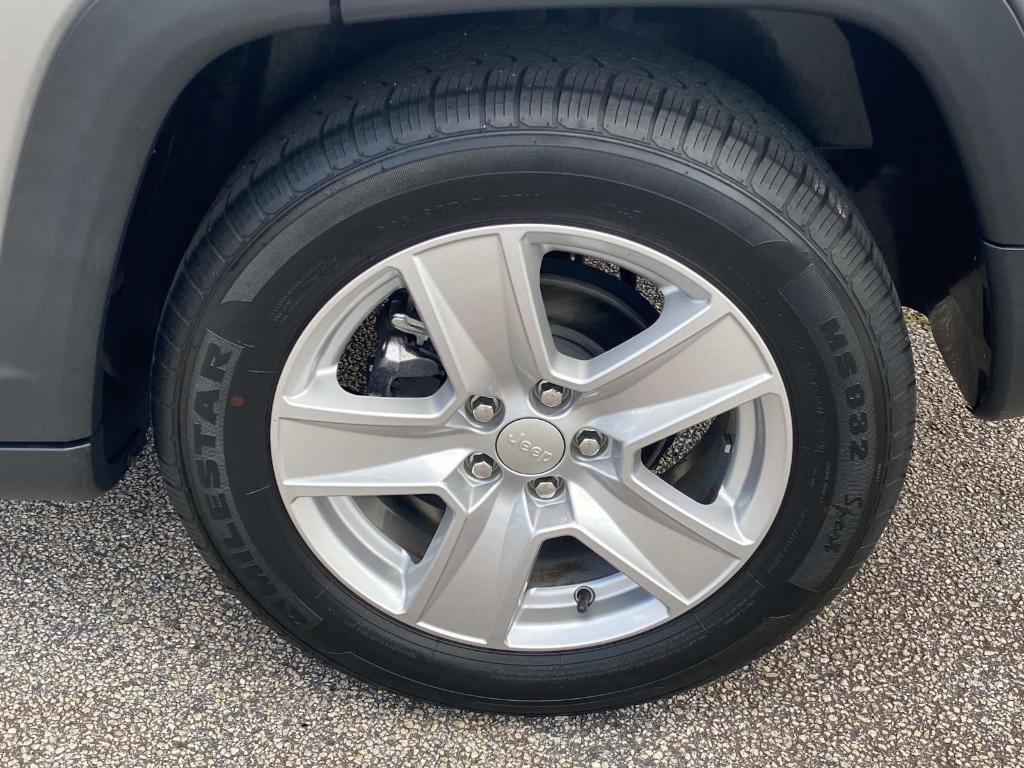 used 2022 Jeep Compass car, priced at $19,875