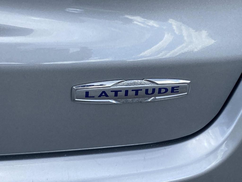 used 2022 Jeep Compass car, priced at $19,875