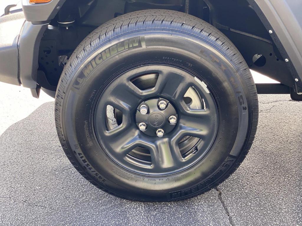 used 2022 Jeep Wrangler Unlimited car, priced at $24,148