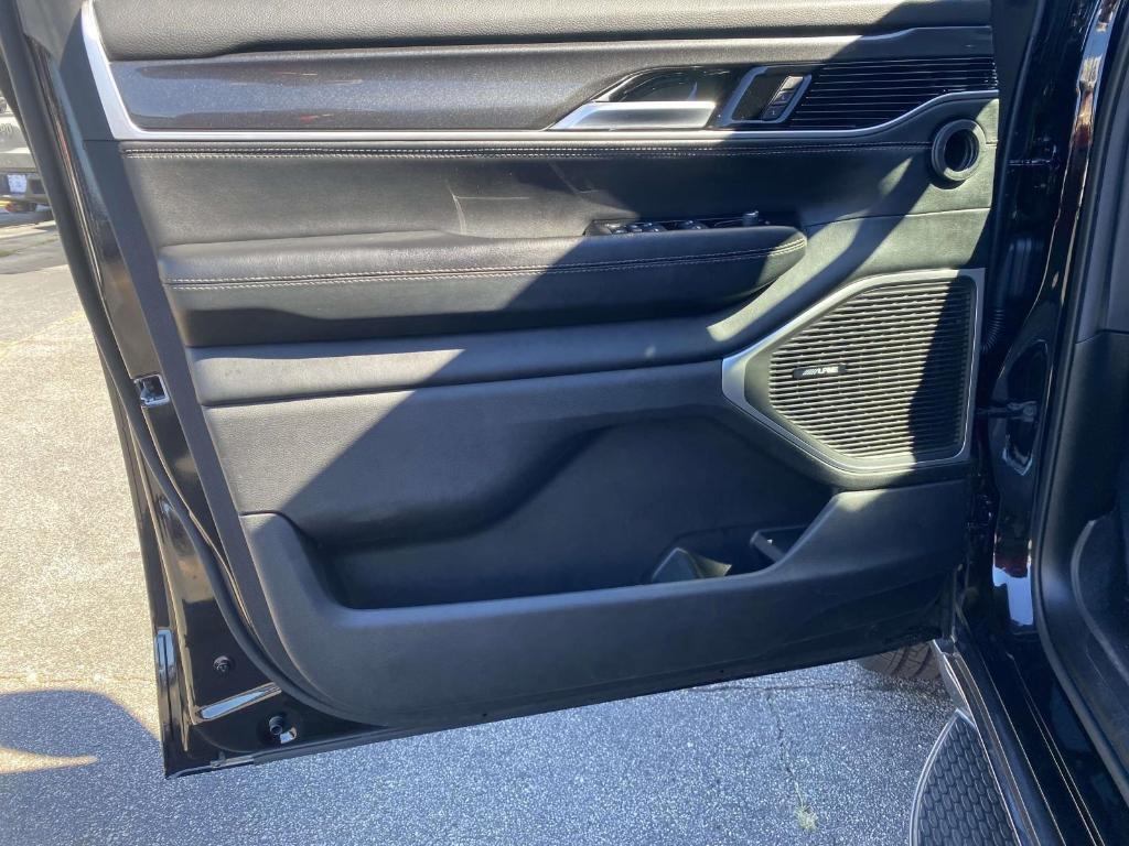 used 2022 Jeep Wagoneer car, priced at $38,897