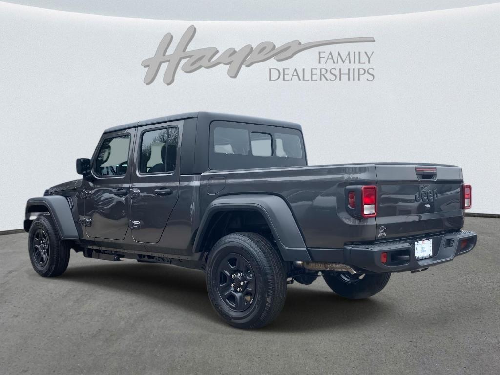 new 2026 Jeep Gladiator car, priced at $40,208