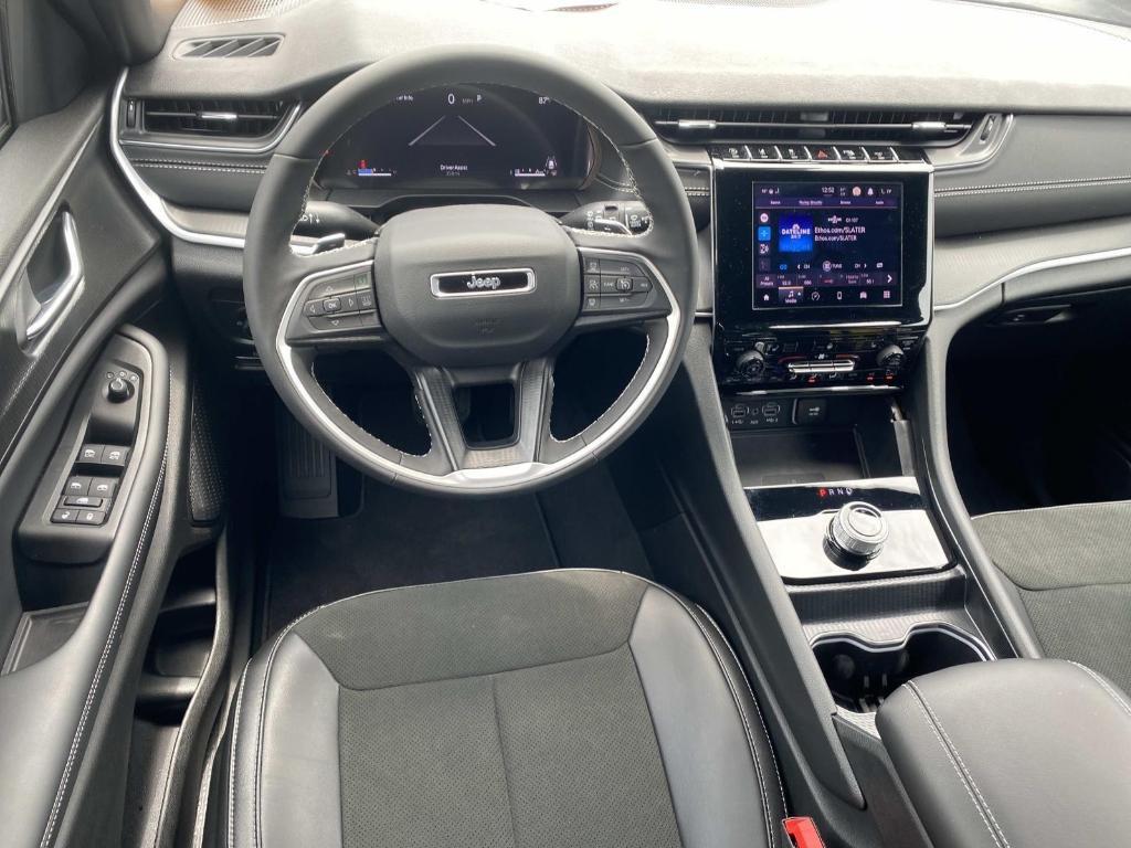 used 2025 Jeep Grand Cherokee car, priced at $36,598