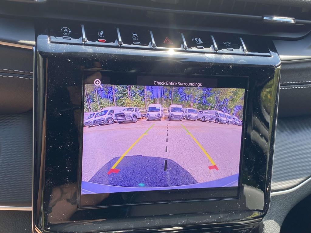 new 2025 Jeep Grand Cherokee car, priced at $41,778