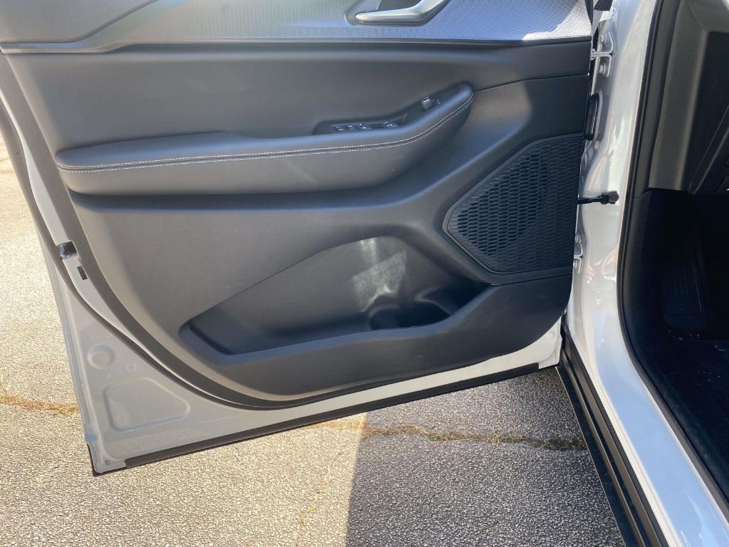 new 2025 Jeep Grand Cherokee car, priced at $41,778