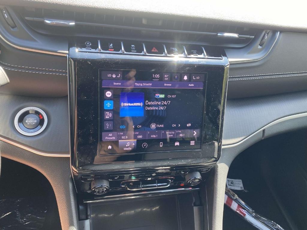 new 2025 Jeep Grand Cherokee car, priced at $40,028