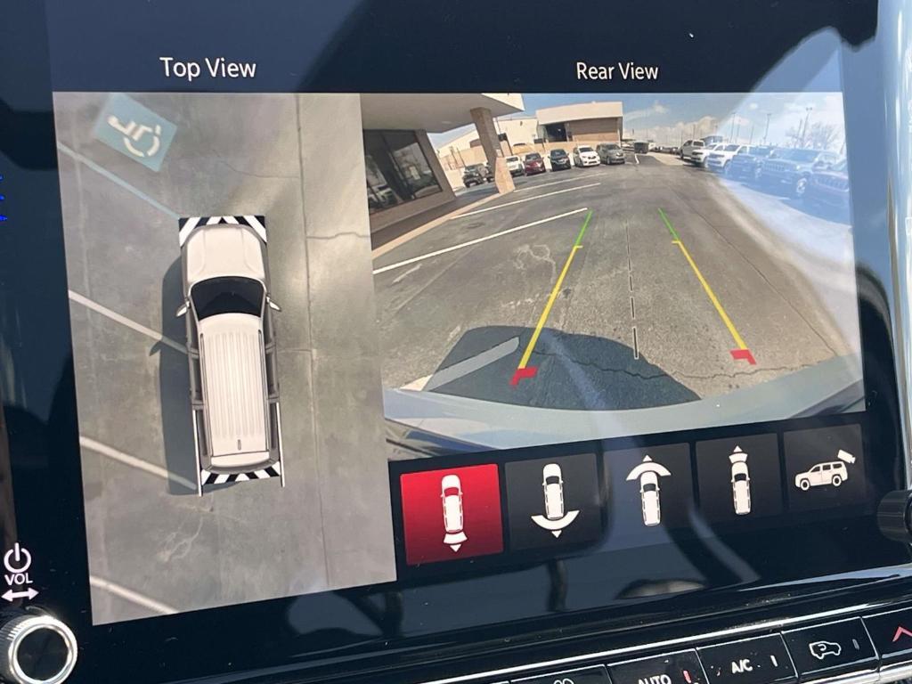 new 2026 Jeep Grand Wagoneer car, priced at $79,528