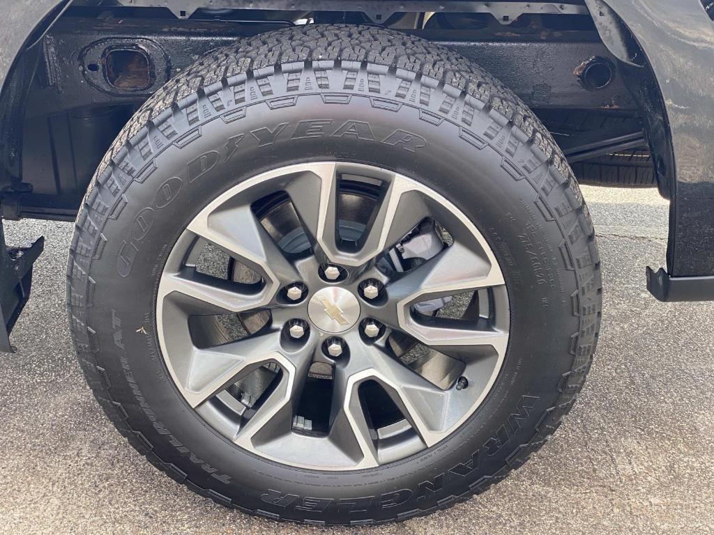 used 2022 Chevrolet Silverado 1500 car, priced at $33,667