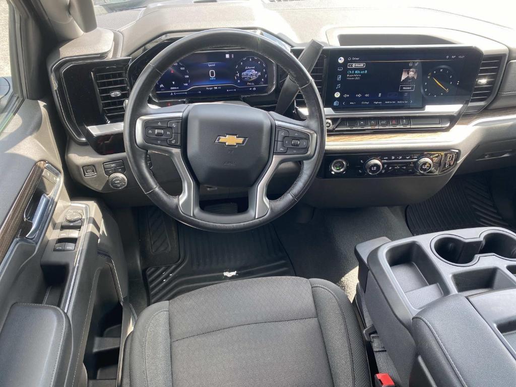 used 2022 Chevrolet Silverado 1500 car, priced at $33,667