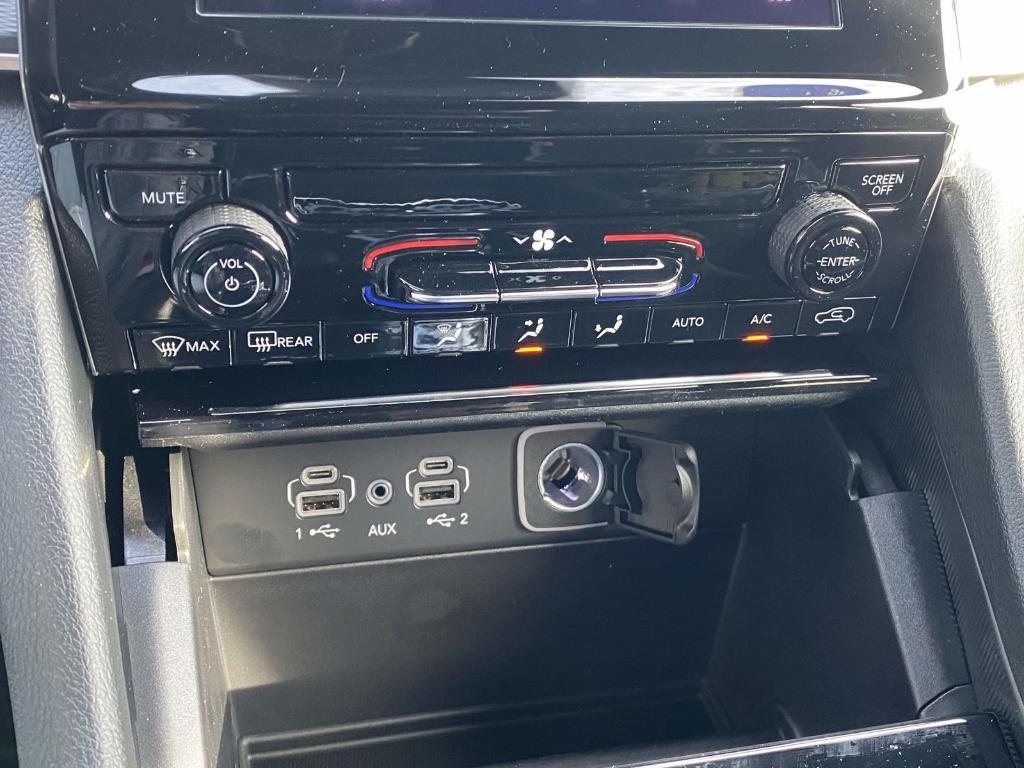 new 2025 Jeep Grand Cherokee car, priced at $35,118