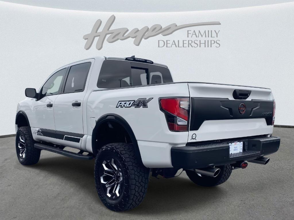 used 2023 Nissan Titan car, priced at $35,397
