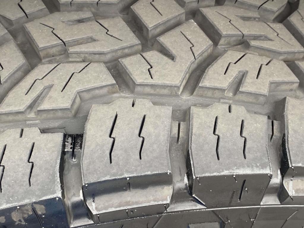 used 2023 Nissan Titan car, priced at $35,397