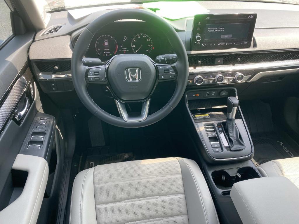 used 2025 Honda CR-V car, priced at $35,087