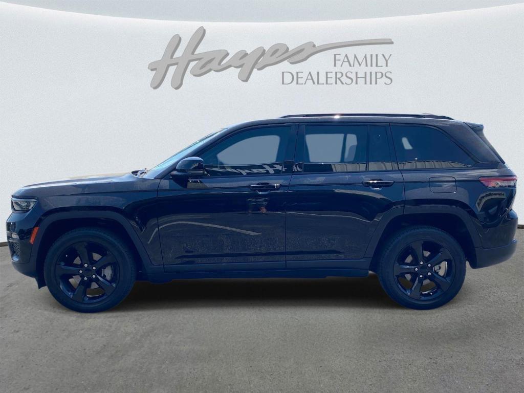 used 2023 Jeep Grand Cherokee car, priced at $25,398