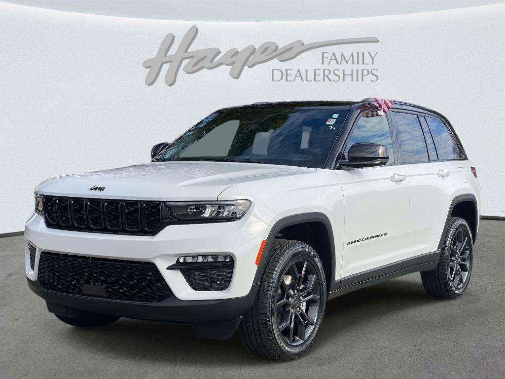 new 2025 Jeep Grand Cherokee car, priced at $44,533