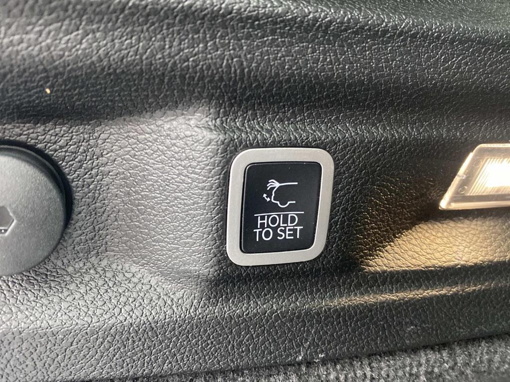 used 2023 Jeep Grand Cherokee L car, priced at $39,977