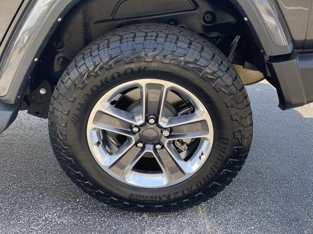 used 2022 Jeep Wrangler Unlimited car, priced at $32,198