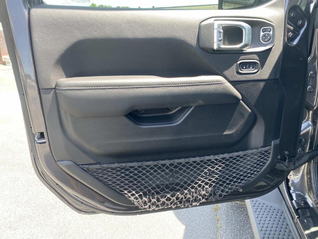 used 2022 Jeep Wrangler Unlimited car, priced at $32,198