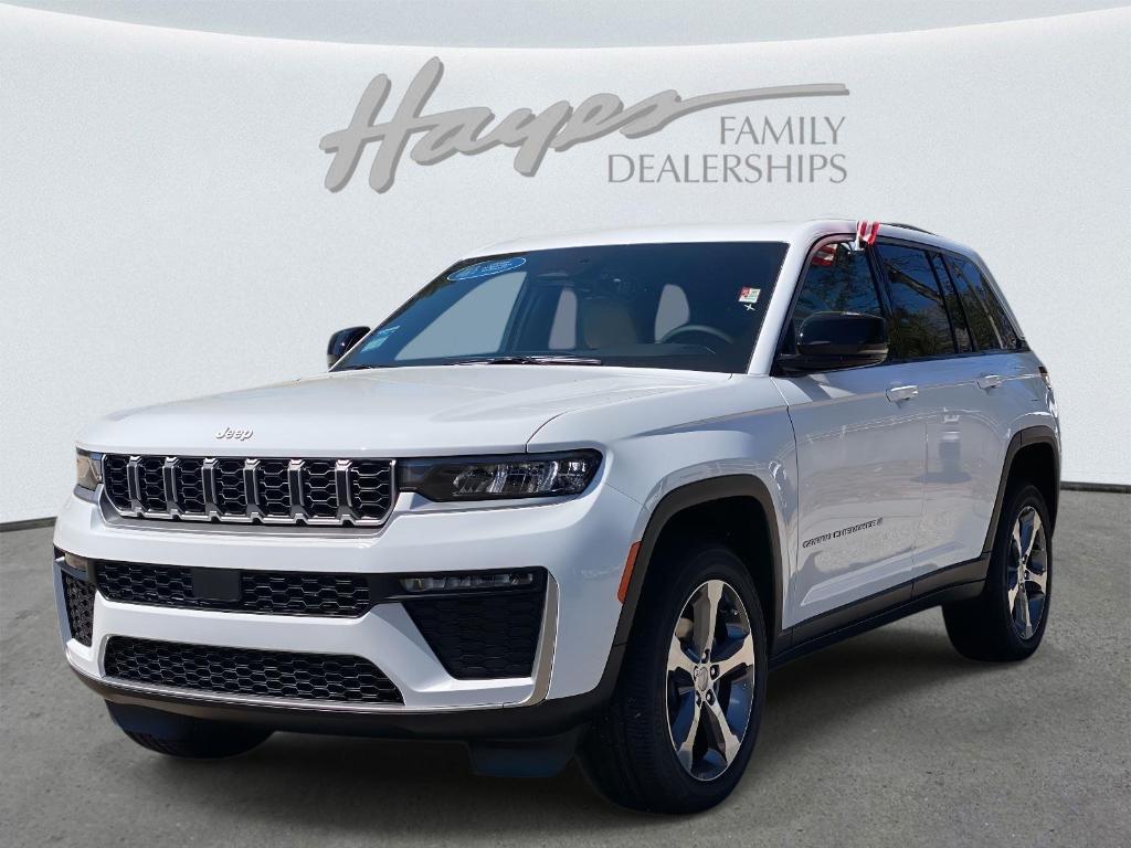new 2026 Jeep Grand Cherokee car, priced at $41,203