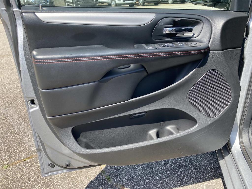used 2019 Dodge Grand Caravan car, priced at $13,398