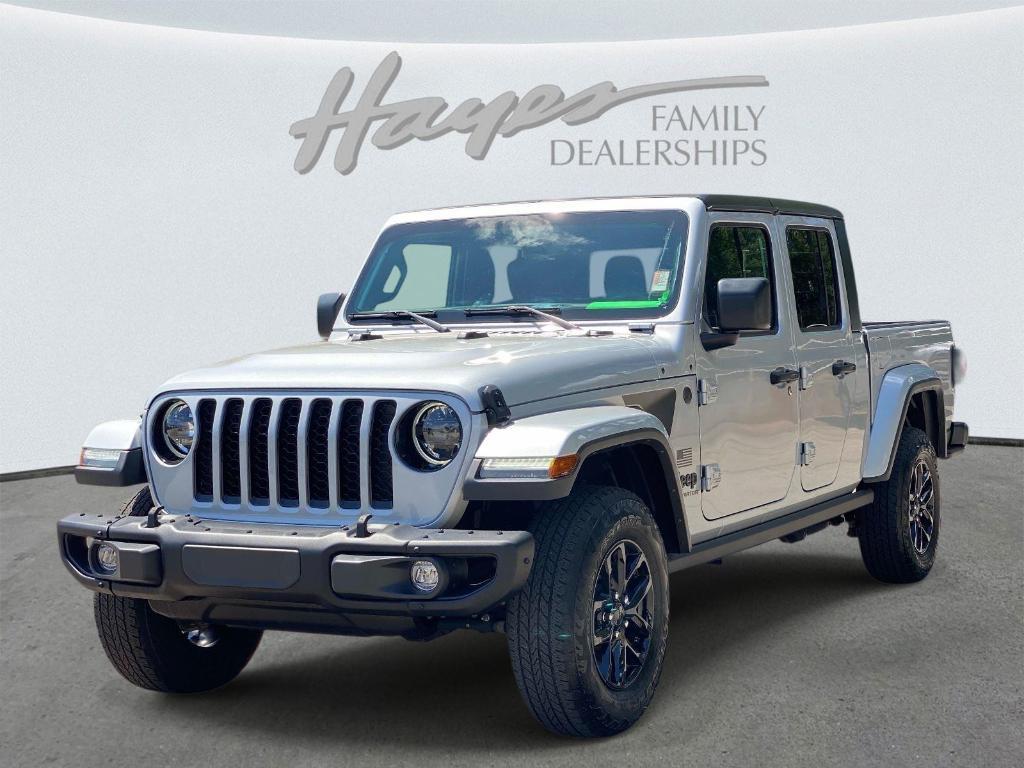 used 2023 Jeep Gladiator car, priced at $33,007