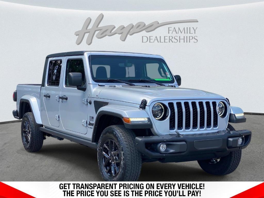used 2023 Jeep Gladiator car, priced at $33,298