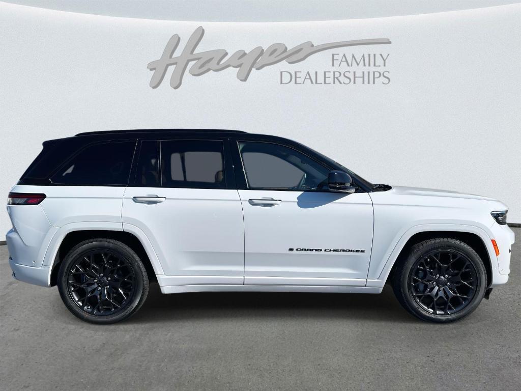 new 2025 Jeep Grand Cherokee car, priced at $65,723