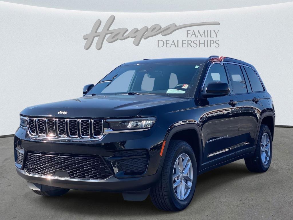 used 2025 Jeep Grand Cherokee car, priced at $30,875