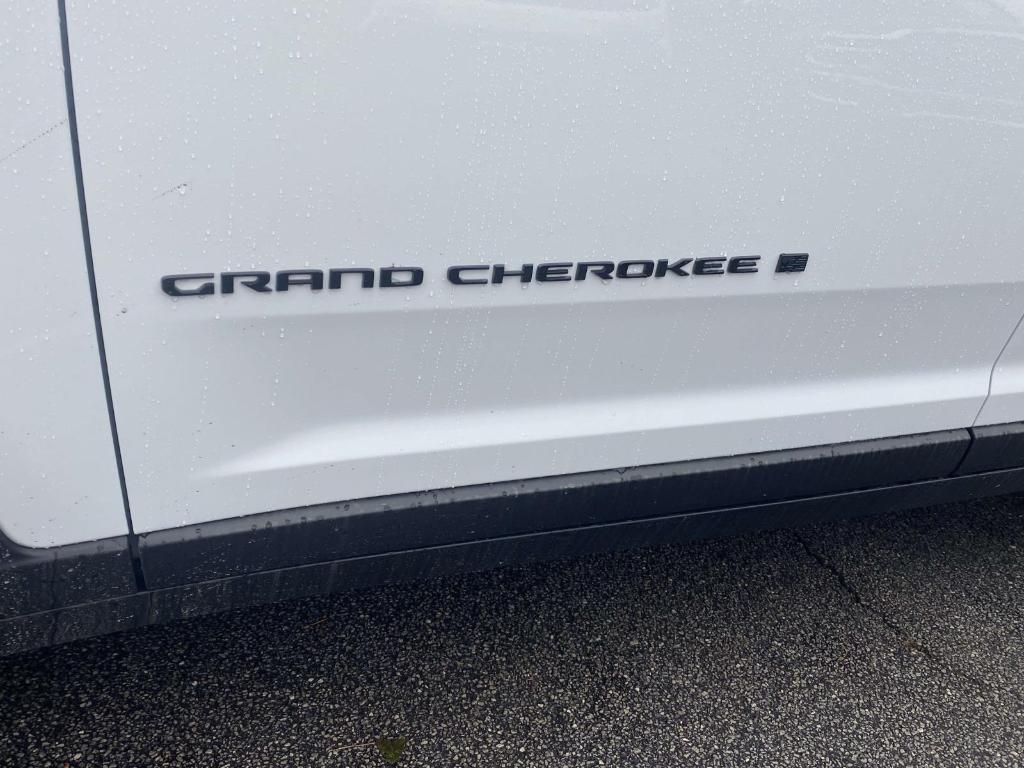 new 2025 Jeep Grand Cherokee car, priced at $39,673