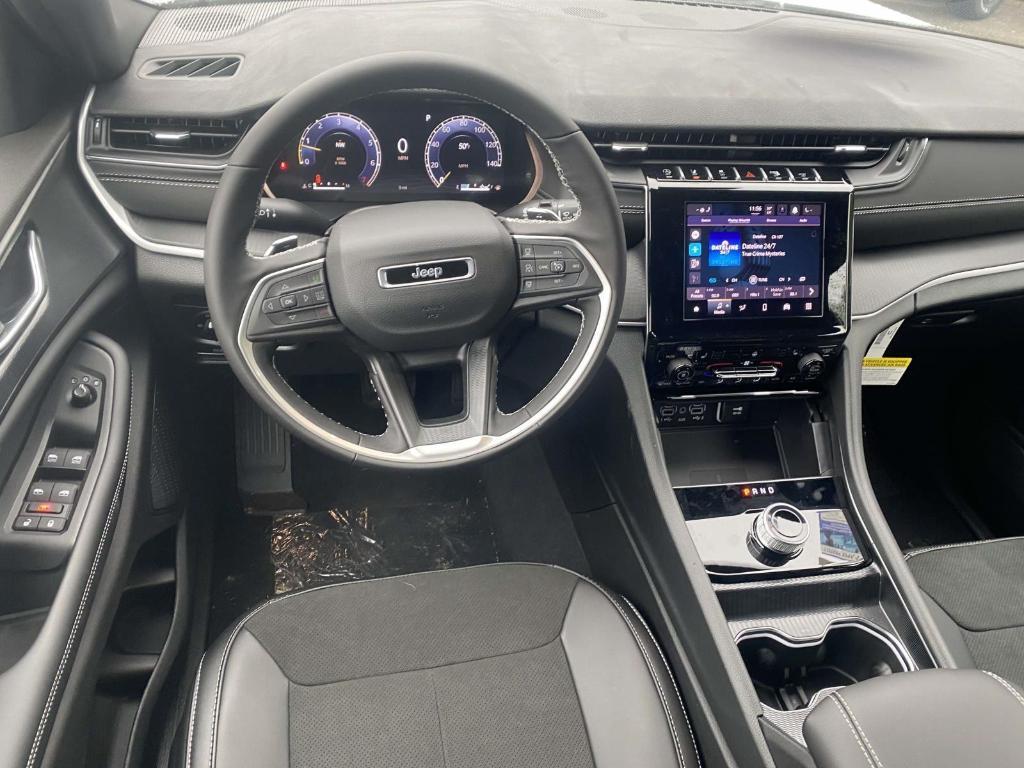 new 2025 Jeep Grand Cherokee car, priced at $41,423