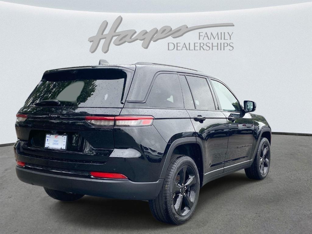 used 2025 Jeep Grand Cherokee car, priced at $37,048