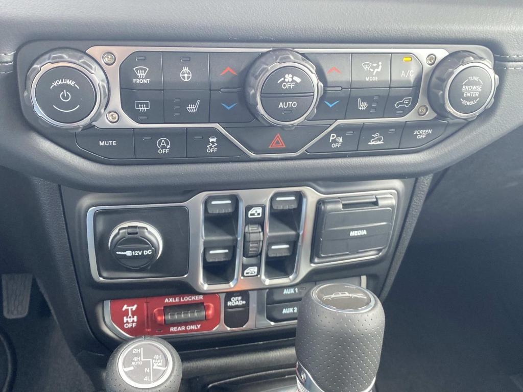 new 2026 Jeep Gladiator car, priced at $58,578