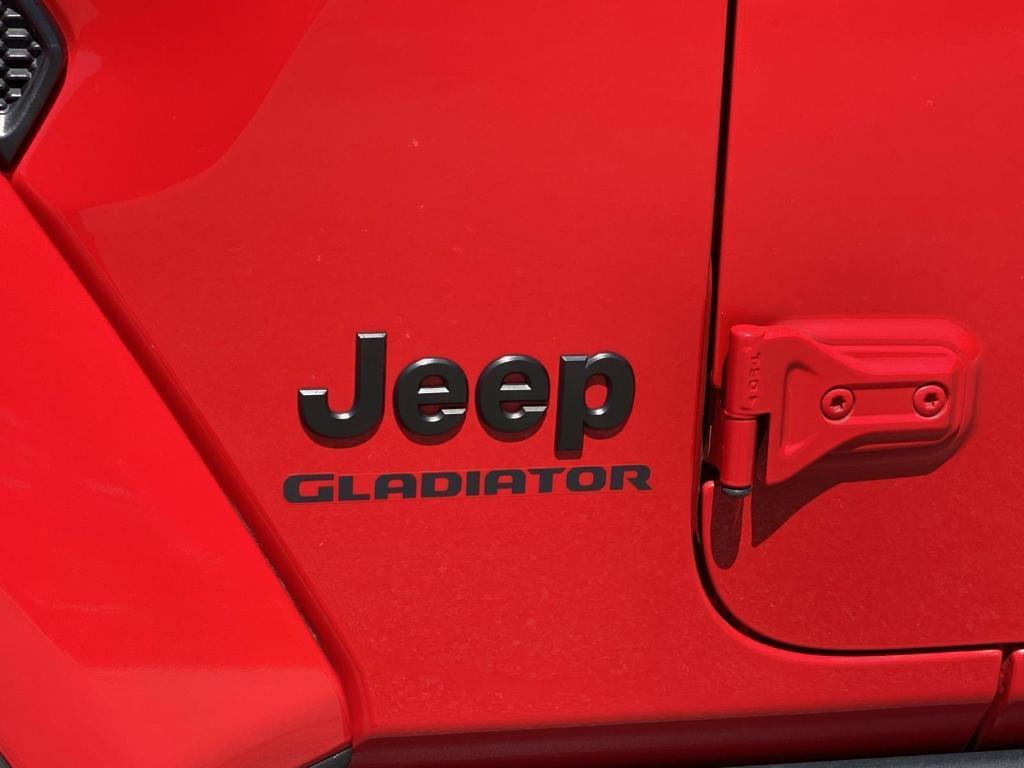 used 2021 Jeep Gladiator car, priced at $27,898