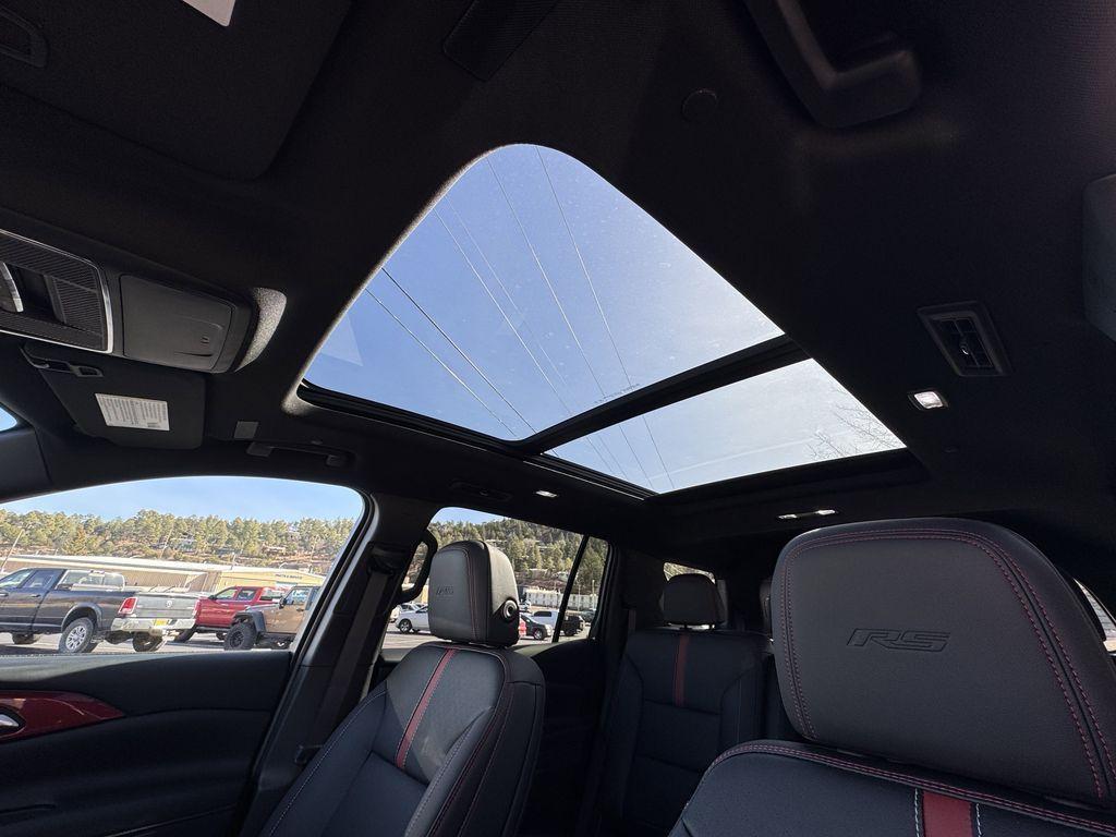 new 2026 Chevrolet Traverse car, priced at $58,556