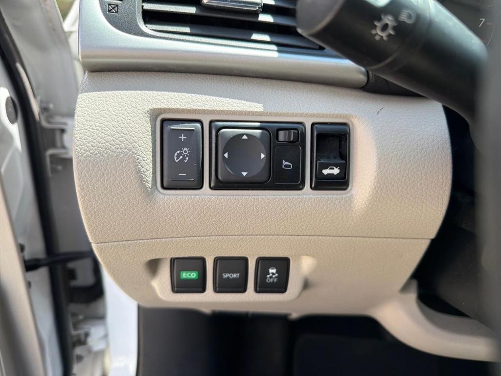used 2016 Nissan Sentra car, priced at $10,937