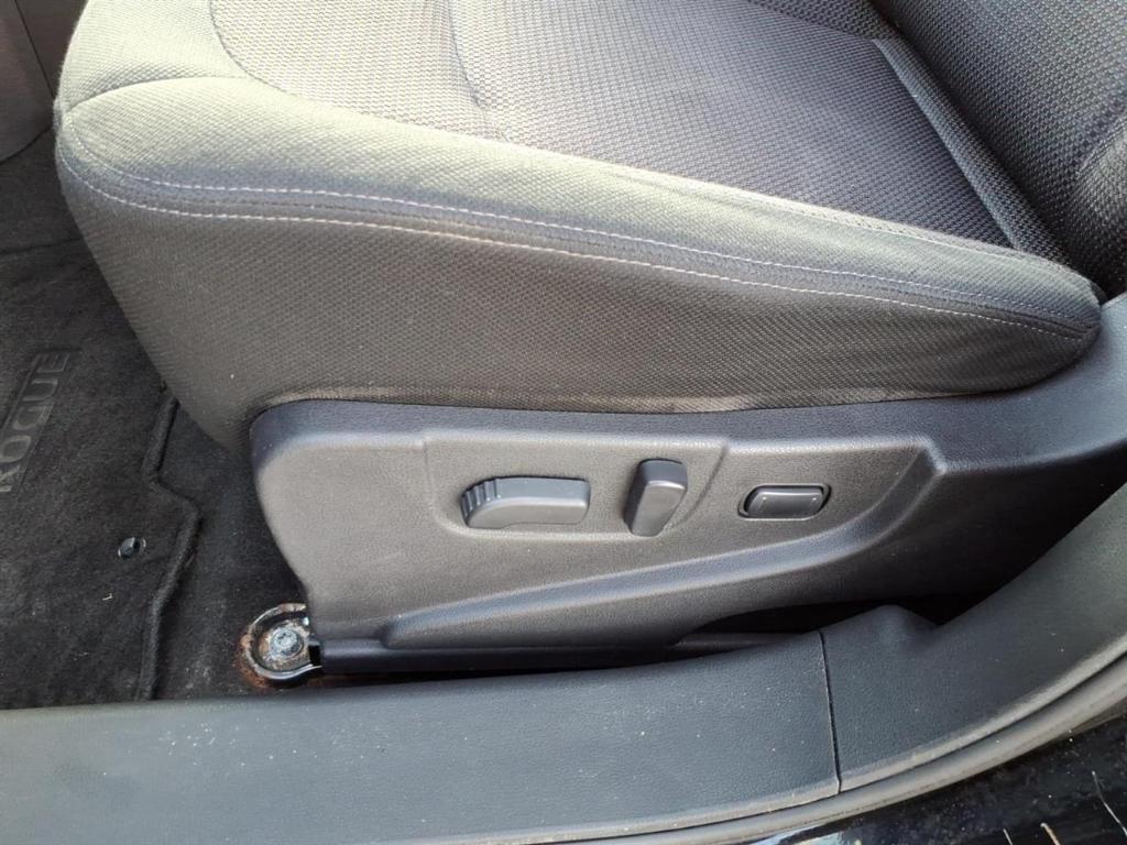 used 2011 Nissan Rogue car, priced at $10,277